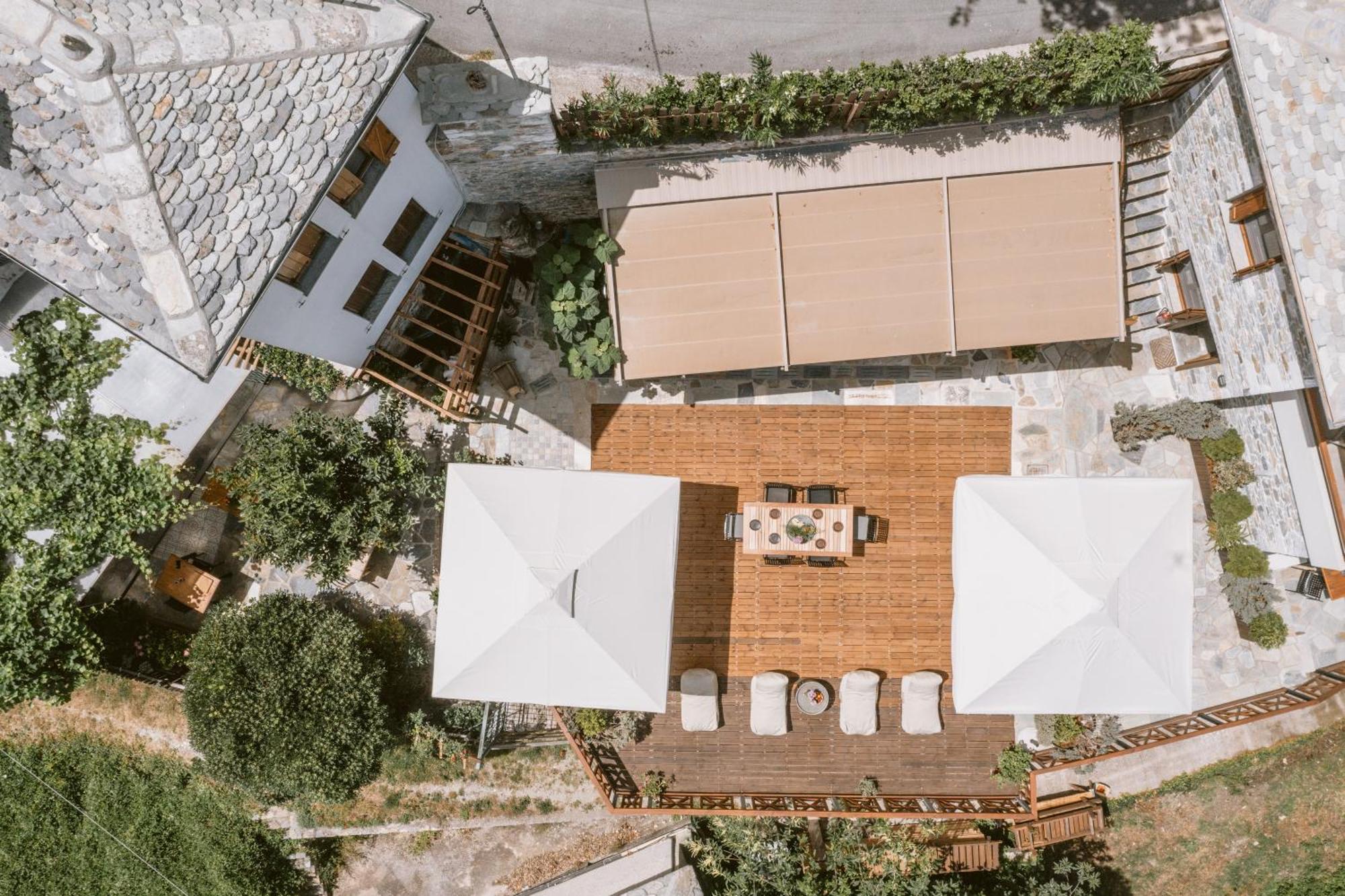 Adama Hotel Mouresi Exterior photo